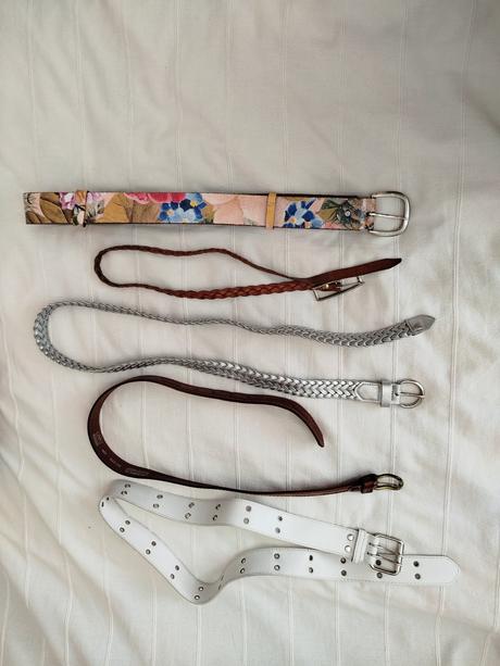 Kožené opasky, dar k objednávke,