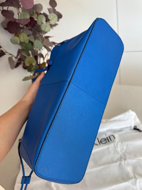 Calvin klein kožená kabelka, calvin klein