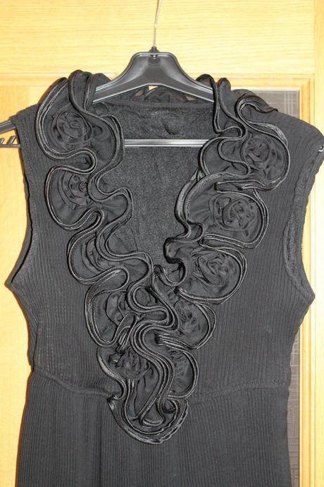 Spoločenské šaty, l