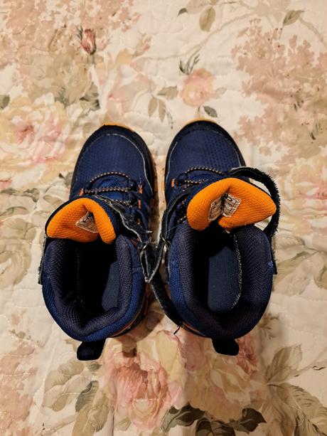 Jesenné, turistické topanky, 28