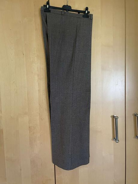 Dámske hnedé nohavice č.m, m