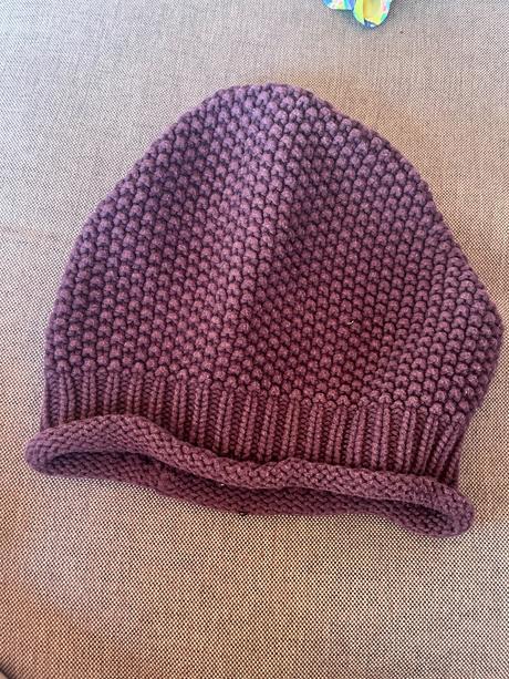 Čiapka, pompdelux,54