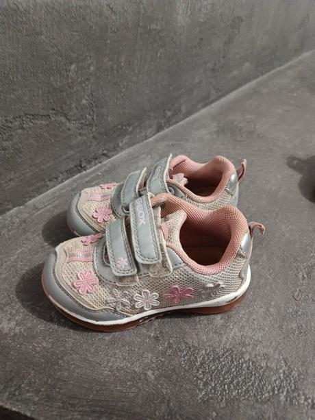 Svietiace tenisky, geox,22