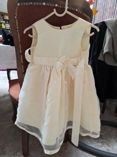 Vanilkove slavnostne saty 3r, 98