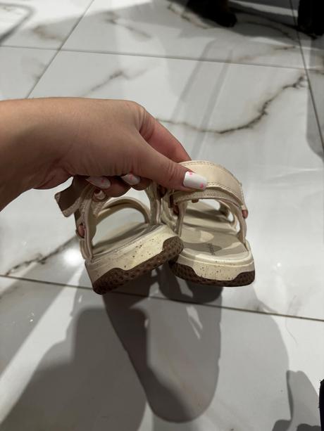 Dievčenské sandále 38, reserved,38