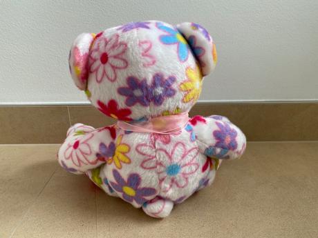 Kvetinkovy medvedik,