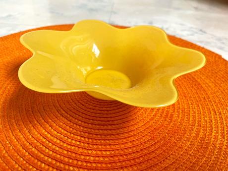 Zaujímavý sklenený svietnik, 