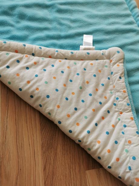 Mäkká deka tyrkysová,