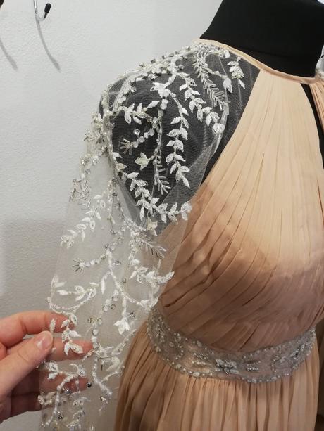 Spoločenské šaty dlhé, s