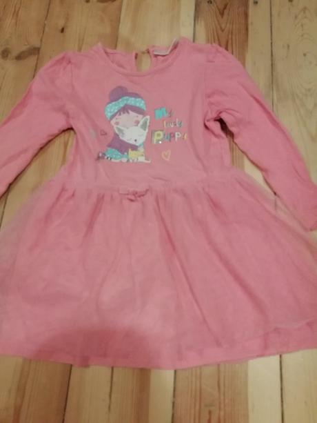 Šaty s tylovou sukničkou, 92