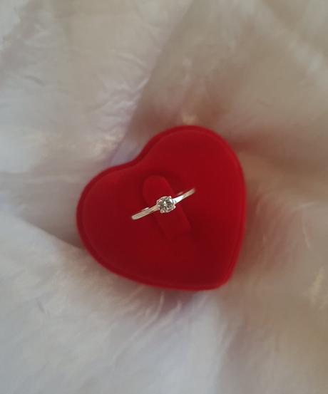 Strieborný prsteň, 