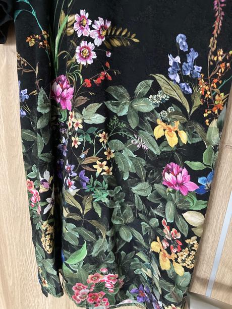 Šaty reserved, reserved,s