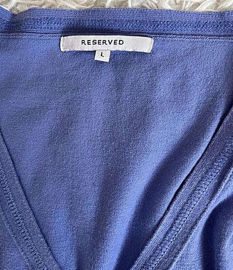 Sveter reserved, reserved,l