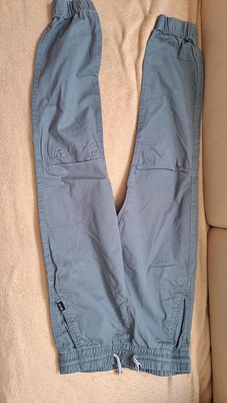 Predám nohavice ĺahké, h&m,140