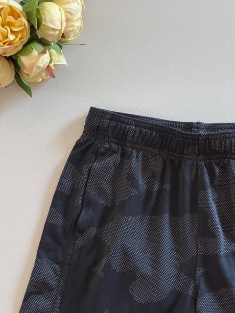 Under armour chlapčenské kraťasky veľkosť m, under armour,m