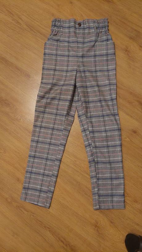 Reserved nohavice, reserved,152