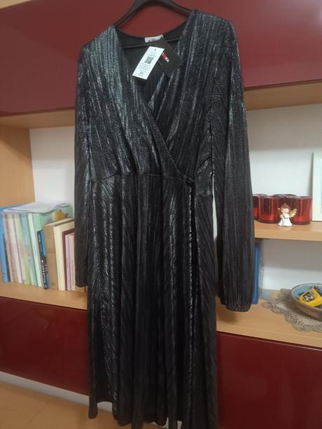 Spoločenské šaty, 48