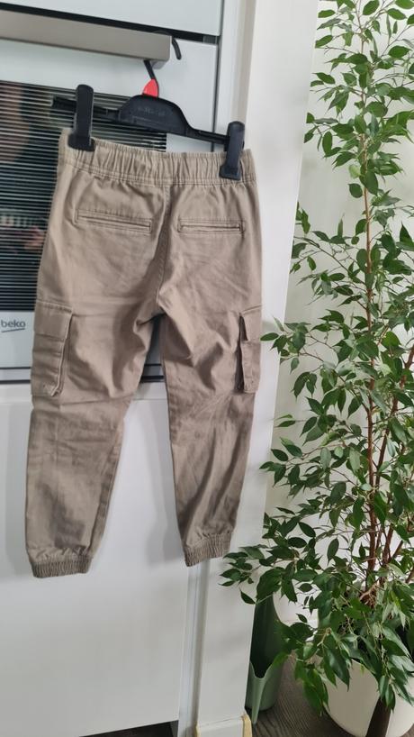 Kapsace 122, f&f,122