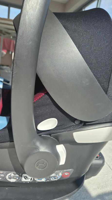 Cybex aton m i-size ferrari victory + základňa, cybex