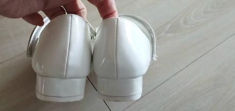 Topánky na prvé sväté prijímanie, nelli blu,34