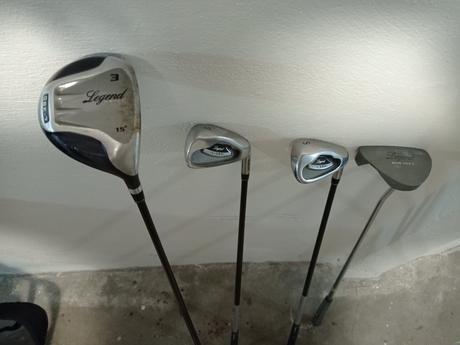 Predám golfové palice, 