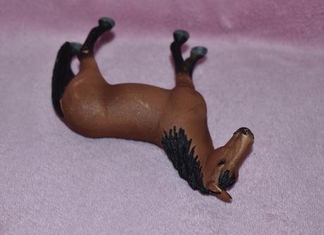 Schleich koníky poškodené,