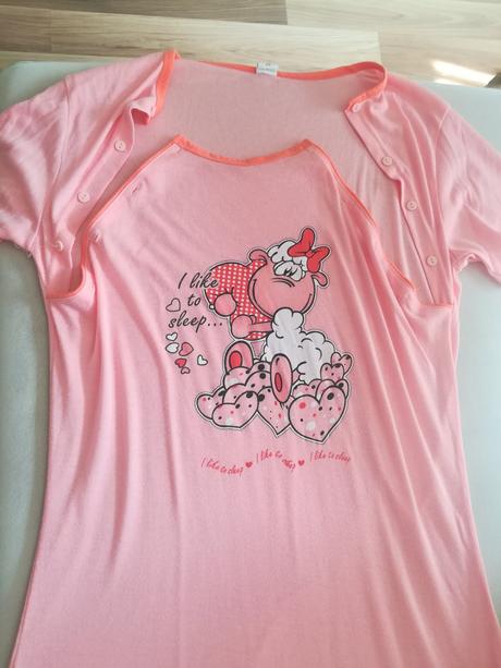 Pyzamo na kojenie plus podprsenka,