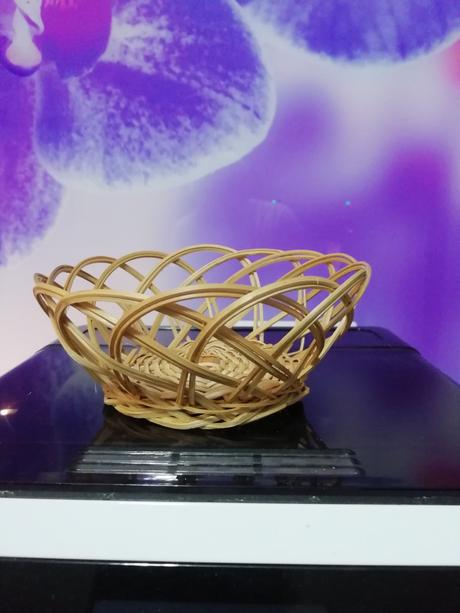 Košík na pochutiny alebo iné použitie, 