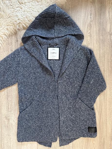 Sveter s kapucňou, zara,116