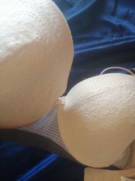 Podprsenka, reserved,80c