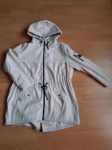 Jarná bundička, 36