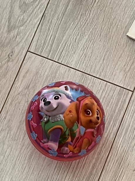 Svieťiaca lopta do vodi, 