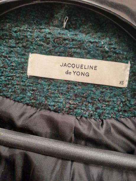 Zelený kabát s kapucňou, xs