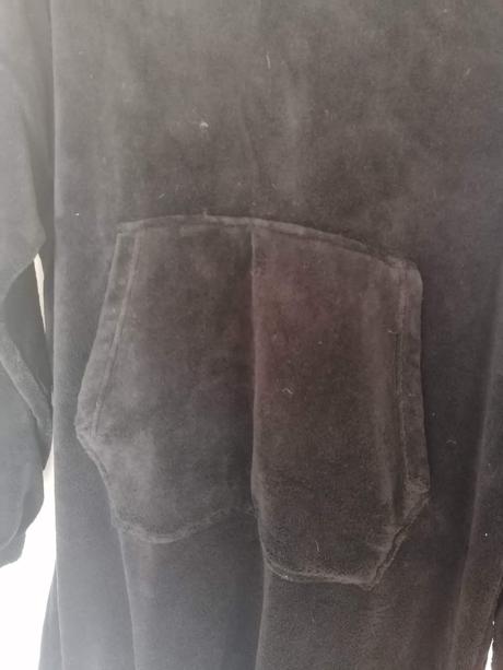 Plyšový kabát, hema