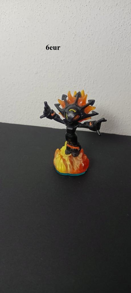 Predám skylanders,