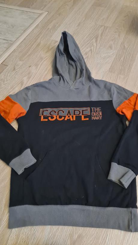 Mikiny 146/152, chapter young,146