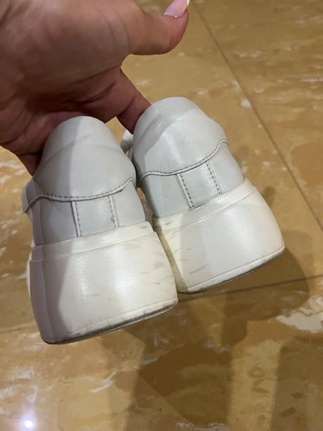 Parádne tenisky, 37