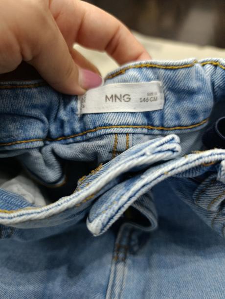 Mng dievčenské rifle, 146