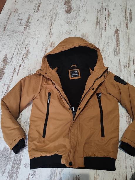 Bunda zimná, chapter young,158