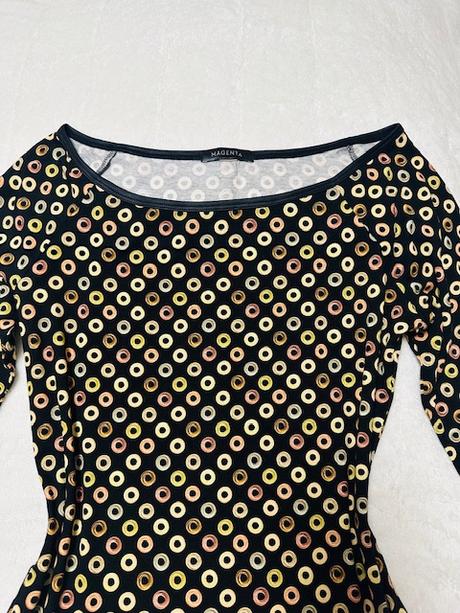 Čierny top s farebným vzorom zn. magenta, l / m