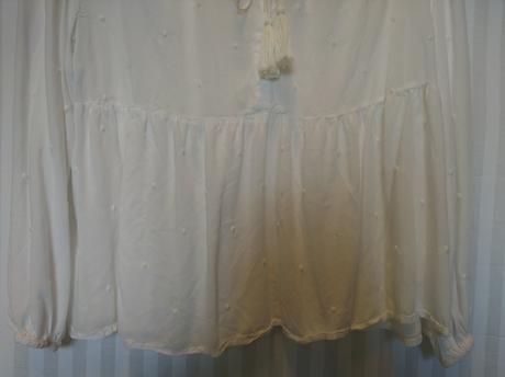 Dámsky biely top ozdobený gulôčkami, l/xl, xl