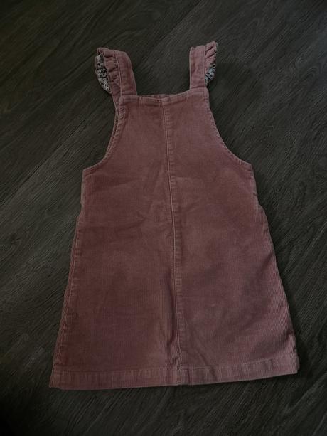 Menčestrové šaty, george,116