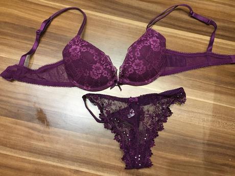 Podprsenka a tanga, h&m,75a