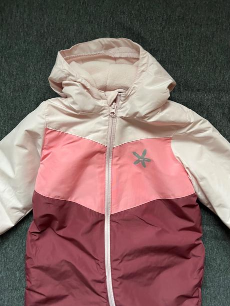 Overal do snehu, lupilu,98