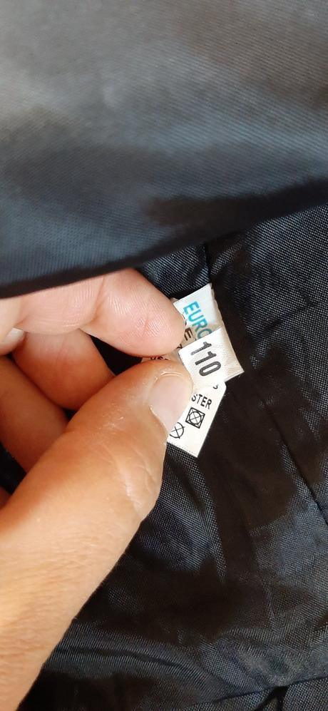 Cierna elegantna suknicka, detex,110