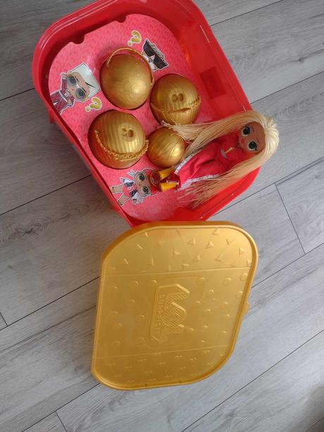 Lol dom +prislušenstvo , babiky a ine od lol,