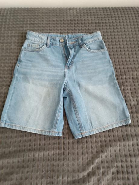 Chlapčenské kraťasy, 146