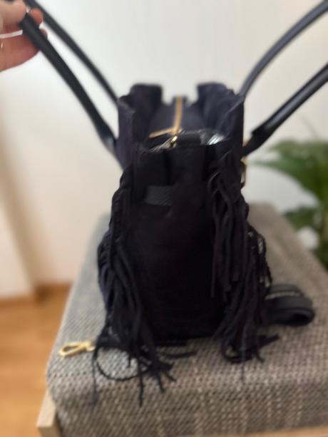 Kabelka z brúsenej kože, 