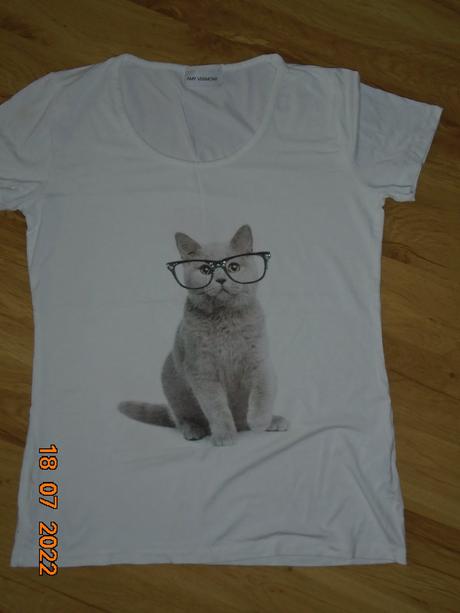 Tričko s mačkou, 42