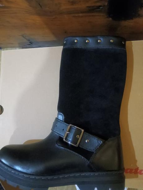 Nové kožené teplé čižmy baťa za polovicu, baťa,36 / 38